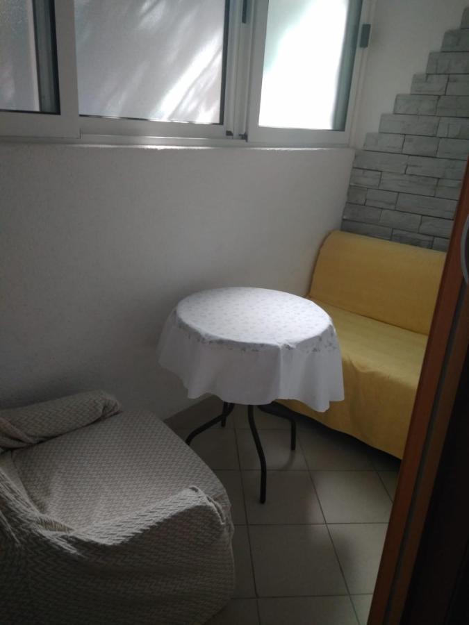 Apartmani Carevic Baska Voda Ngoại thất bức ảnh