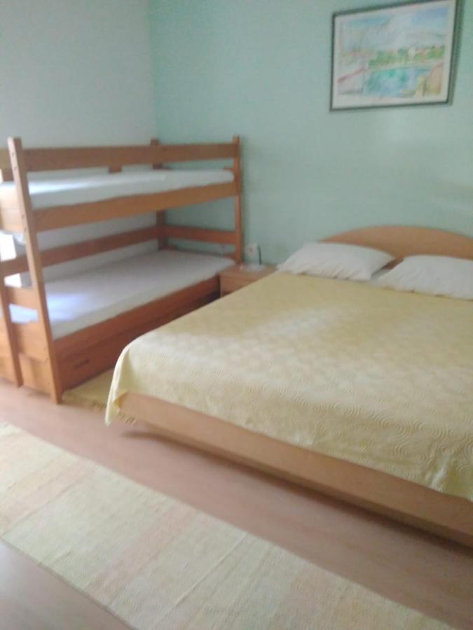 Apartmani Carevic Baska Voda Ngoại thất bức ảnh
