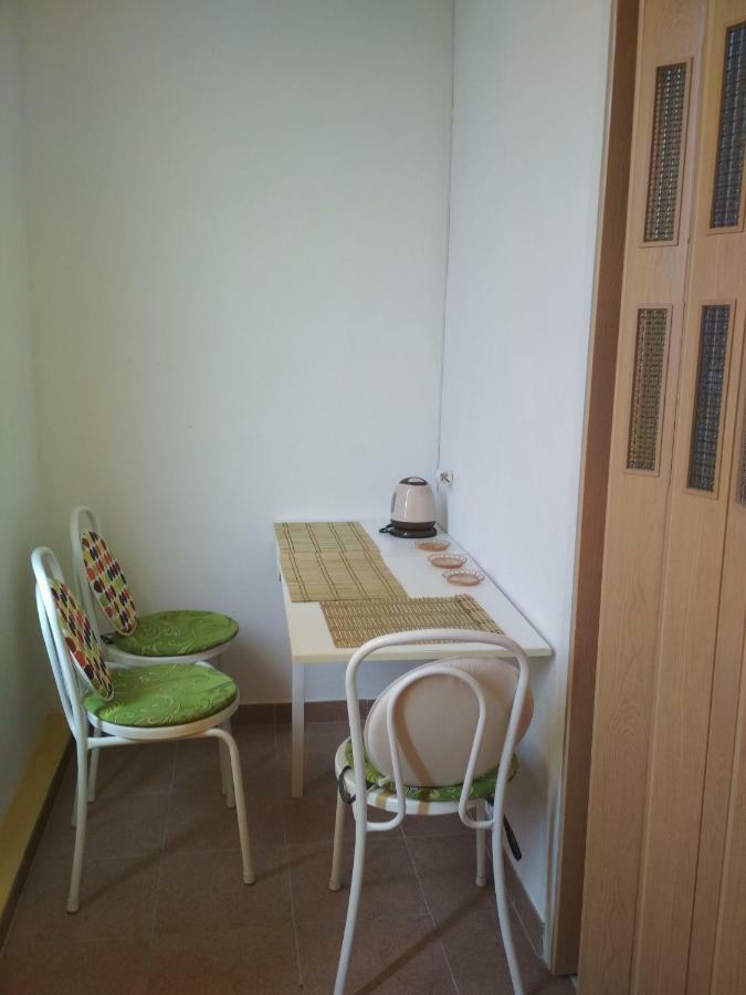Apartmani Carevic Baska Voda Ngoại thất bức ảnh